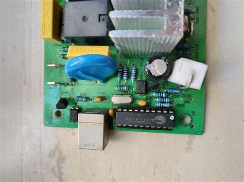 Arduino Reading UPS Data 的图像结果