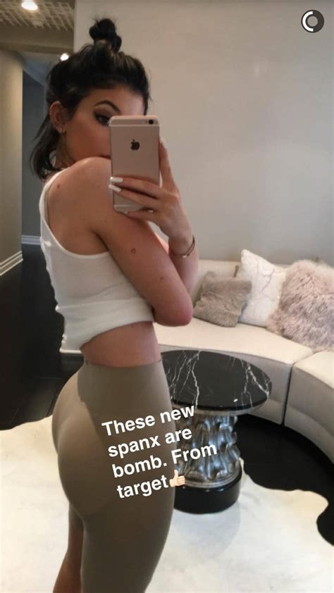 More booty from Snapchat! | Scrolller