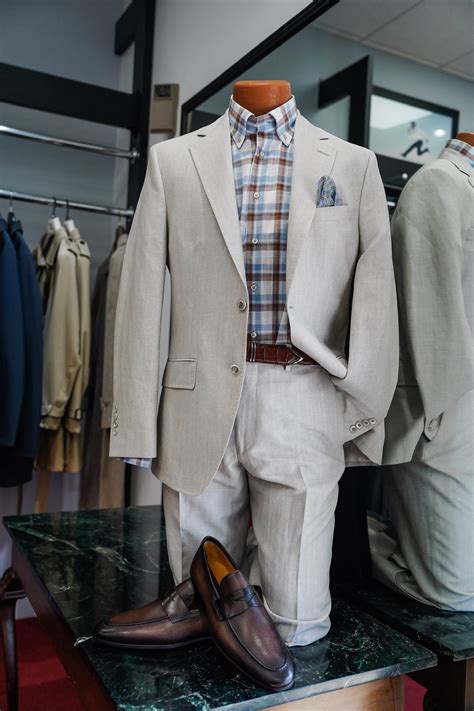 Contact | Mobley Clothier