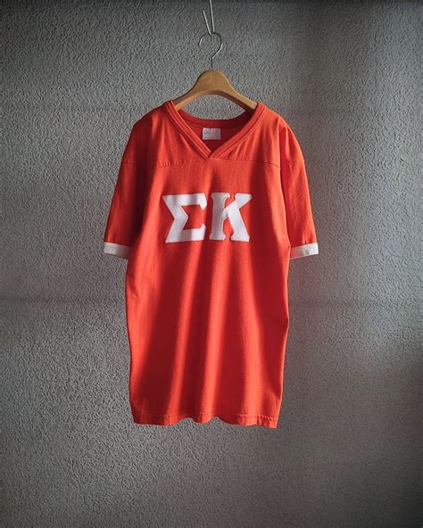 フットボール Tシャツ カレッジ アメリカ製 サイズS 古着 ビンテージ College Print Football T-shirt ...