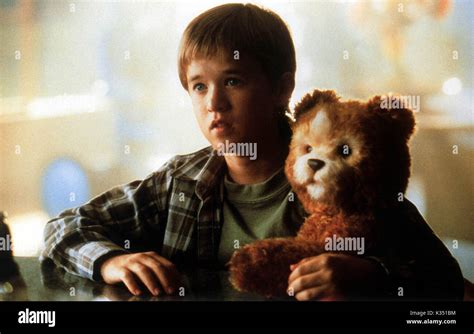 Haley Joel Osment Ai 的图像结果