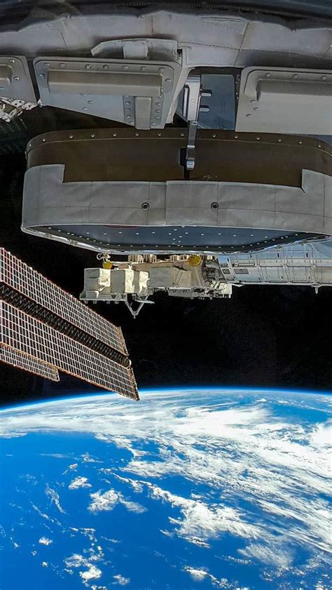 Bing Wallpaper Space 的图像结果