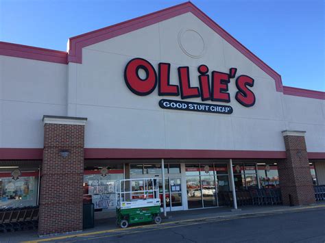 Ollie's Bargain Outlets acquired 40 former Big Lots stores. Are any ...