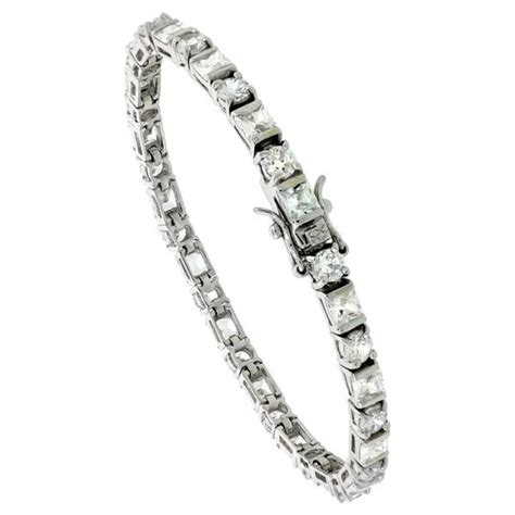 What Are the Different Types of Tennis Bracelet Clasps? - Emori