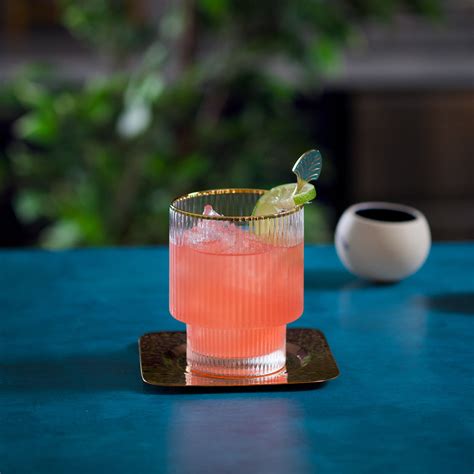 Peach Fuzz Buzz – Liber & Co.