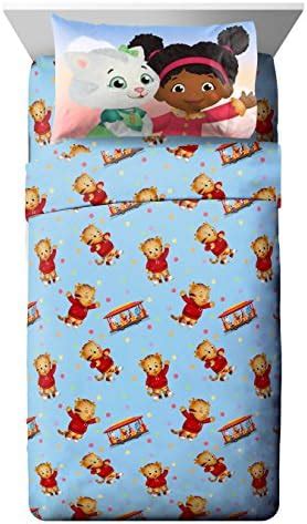 PBS Kids Daniel Tiger 'Treehouse Pals' 3 Piece Twin Sheet Set : Amazon ...
