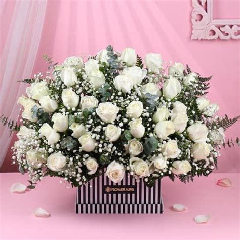 FlowerAura Romantic Fresh Live Flower Bouquet of 50 White Roses In ...