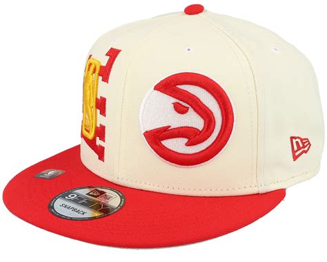 Atlanta Hawks NBA Draft 9FIFTY White/Red Snapback - Hatstore.se