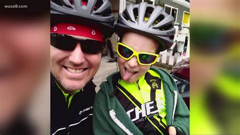 He followed his dad’s 1980s cycle ride to Australia — and recreated the photos frame by frame | CNN