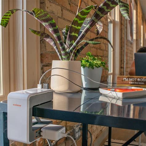 ECHOGEAR Desk Power Strip Surge Protector - Clamps to Desk in Seconds ...