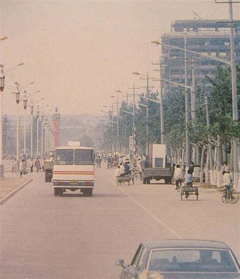老照片：这是几十年前的陕西咸阳，带你重温老城记忆_城市_建筑_邮电大楼