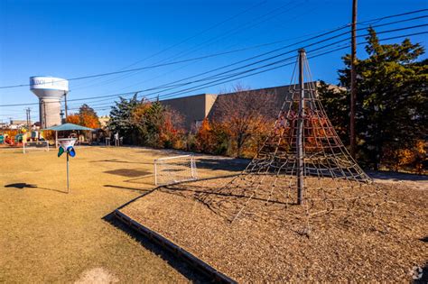 The Westwood School in Dallas, TX - Homes.com