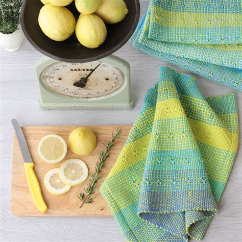 Rigid Heddle Weaving Basics and Beyond - Shuttles and Needles