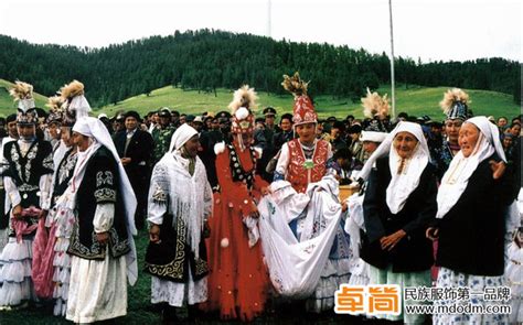 Kazakh Costume | 旅游文化