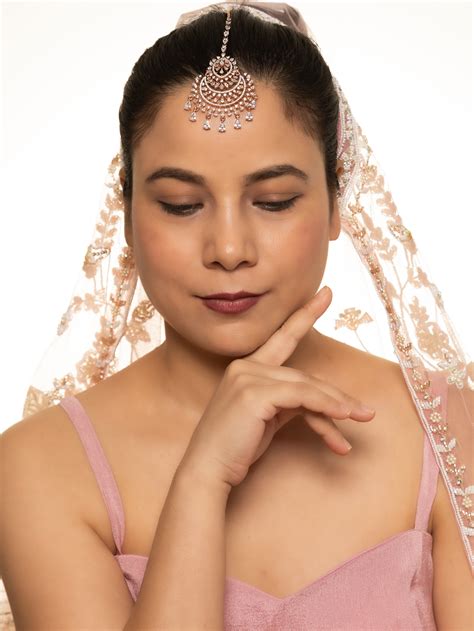 Radiant Whisper Maang Tikka – Azotiique by Varun Raheja