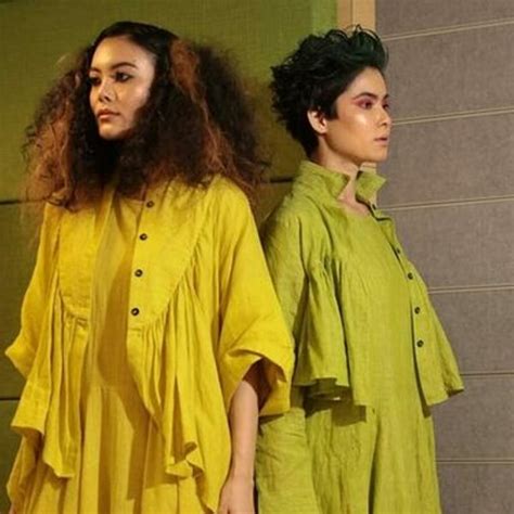 Chola the Label presents 'The Awakening' with Lakmé Salon at FDCI x LFW ...
