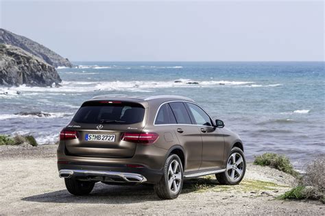 2016 Mercedes-Benz GLC - HD Pictures @ carsinvasion.com