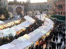 banchetti verona verona santa lucia stands 2016 banchetti verona verona santa lucia stands 2016