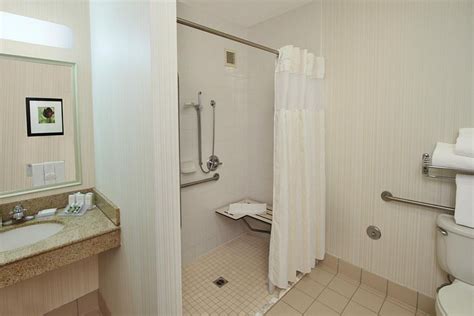 HILTON GARDEN INN CALABASAS - Hotel Reviews, Photos, Rate Comparison ...