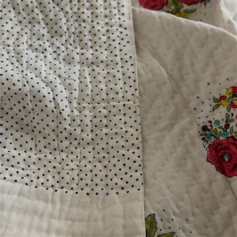 White Kentish Rose Hand Block Print Cotton Quilt Set - Double Bed Queen ...