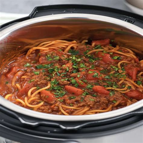 Easy Instant Pot Spaghetti Recipe: 13 Savory Variations - kitchenknot