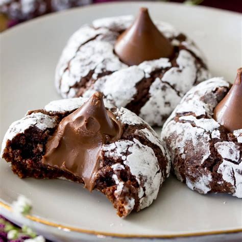 Chocolate Blossom Cookies | Cookies recipes christmas, Easy christmas ...