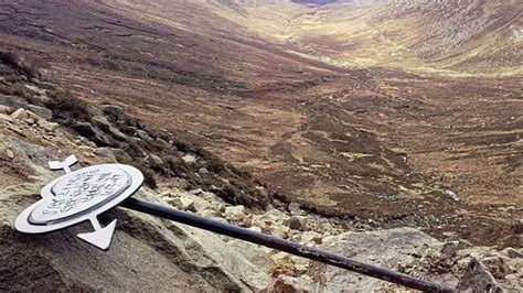 Sign marking Mourne engagement removed by angry walker – The Irish News