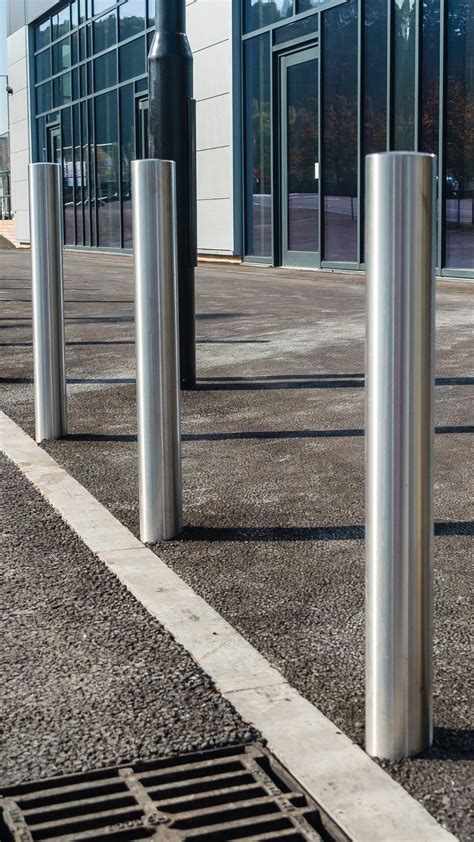 What are Bollards Used For? Bollard Definitions & Types of Bollards ...
