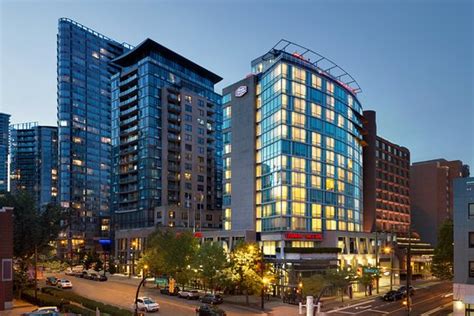 HAMPTON INN AND SUITES BY HILTON, DOWNTOWN VANCOUVER - Hotel Reviews ...