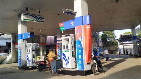 നാട്ടുകാരുടെ ബുദ്ധിമുട്ട് മനസിലാക്കുന്നു, പക്ഷേ ഞങ്ങൾ തരില്ല ...