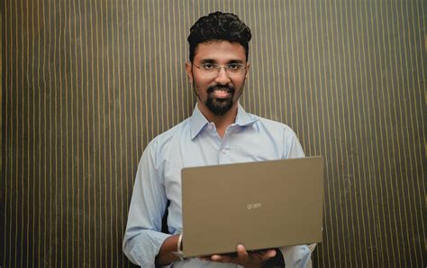 Residential Status – Am I Resident or Non-Resident?