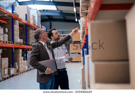 Pointing Stock 的图像结果