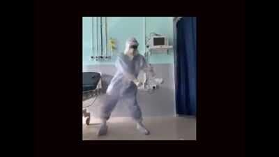 Clad in PPE suit, doctor dances to cheer up Covid-19 patients in Assam ...
