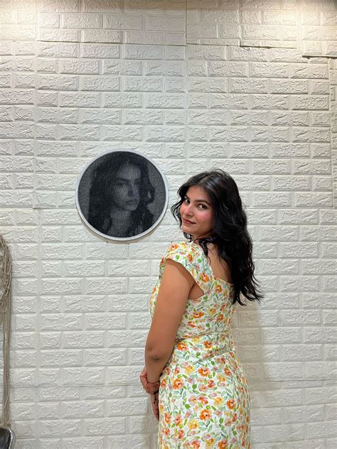 Heartfelt Strings: A Masterpiece for Her – Stitch&Gift