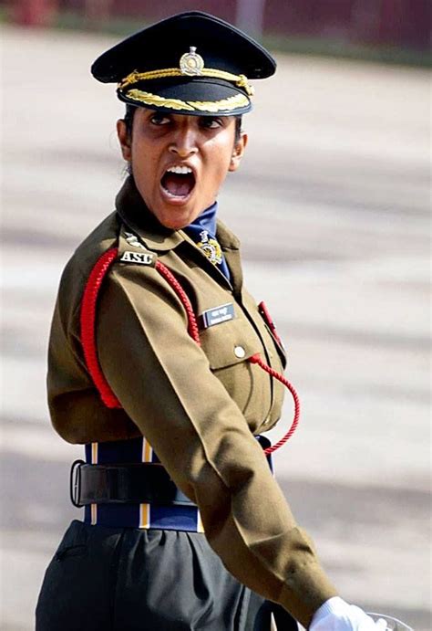 Lt Bhavana Kasturi Becomes The First Female Officer To Lead All-Male ...