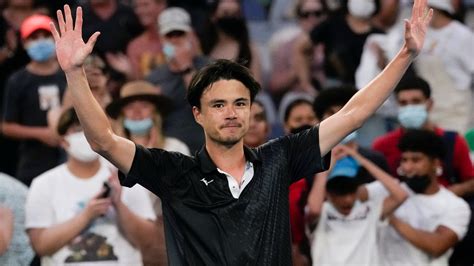 Andy Murray: Former world No 1 suffers surprise Australian Open defeat ...