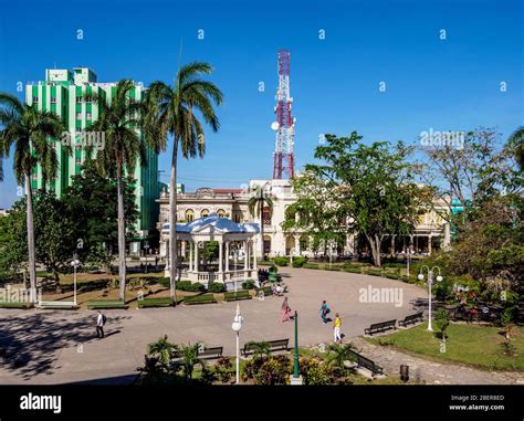 Parque Vidal, elevated view, Santa Clara, Villa Clara Province, Cuba ...