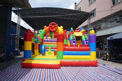 Inflatable Castle 的图像结果