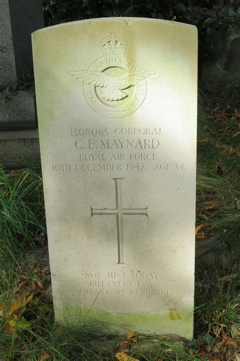 Cecil Edward MAYNARD (1910-1942) - Reading Old Cemetery