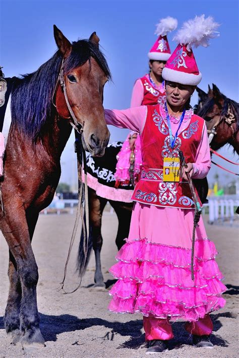 哈萨克族姑娘追-体育非物质文化遗产