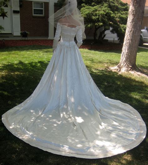 REDUCED 40s Wedding Dress/history Available/original | Etsy | 40s wedding dresses, Wedding dress ...