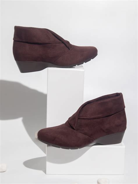 Boots for Women - Buy Stylish Boots Shoes for Women Online | Inc5