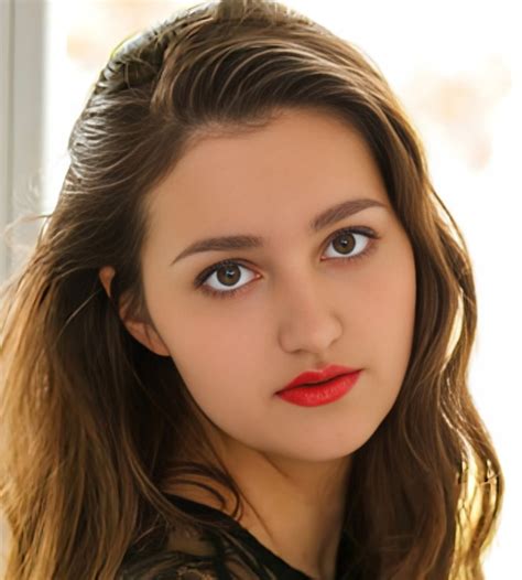Alisa Horakova (Actress) Biography, Height, Weight, Videos, Wikipedia ...