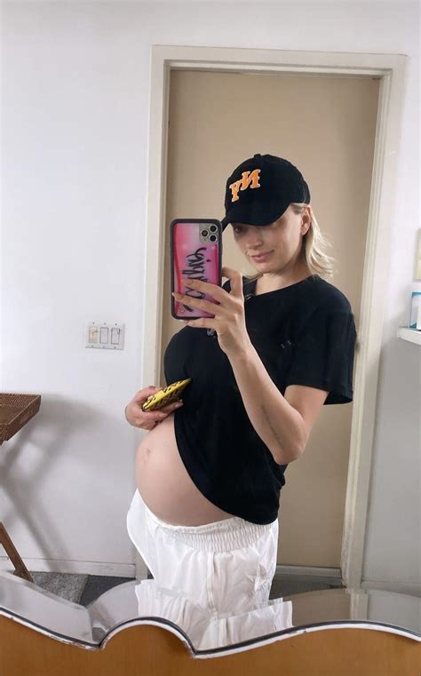 Caroline Vreeland Nude Onlyfans