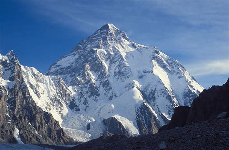 K2, Karakoram : Photos, Diagrams & Topos | Mountain landscape, K2 ...