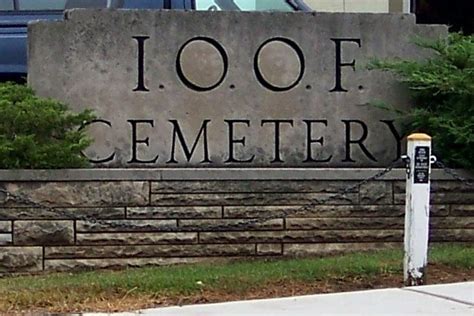 https://images.findagrave.com/photos/2007/289/CEM46885456_119267711664.jpg?size=photos1024