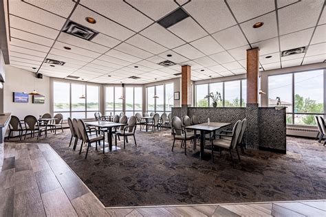 Water’s Edge Restaurant - Watrous Manitou