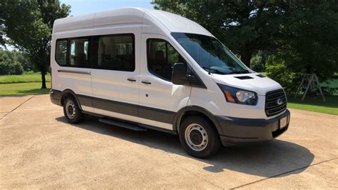 12 Passenger Van for Sale 的图像结果