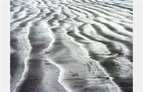 D'source Design Gallery on Sand Beach - Patterns on the Sand Beach | D ...