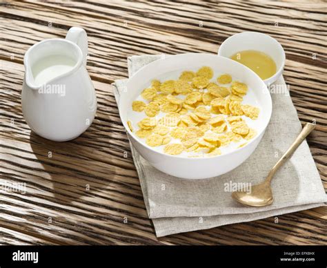 Cornflakes cereal and milk. Morning breakfast Stock Photo - Alamy